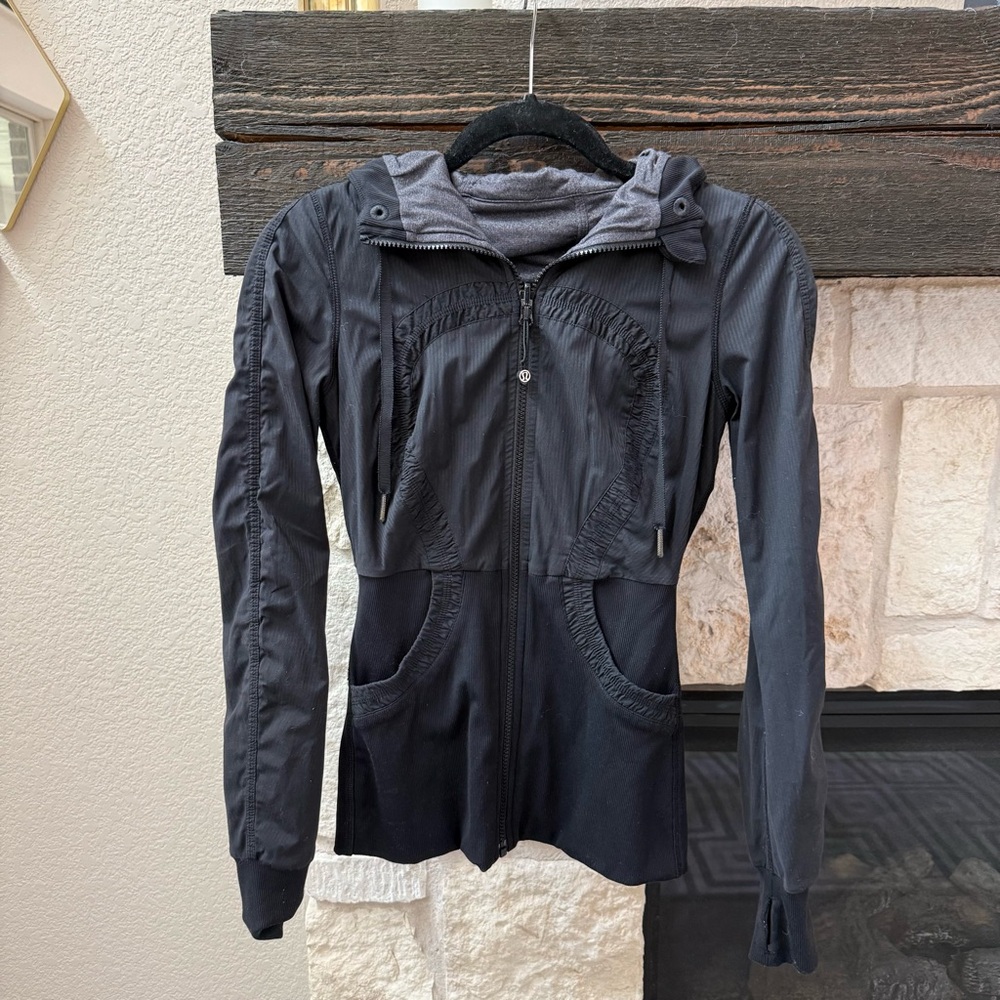 Lululemon dance studio reversible jacket in black
